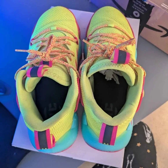 adidas Originals Harden Shoes - Yellow and Pink - Picture 2 of 7